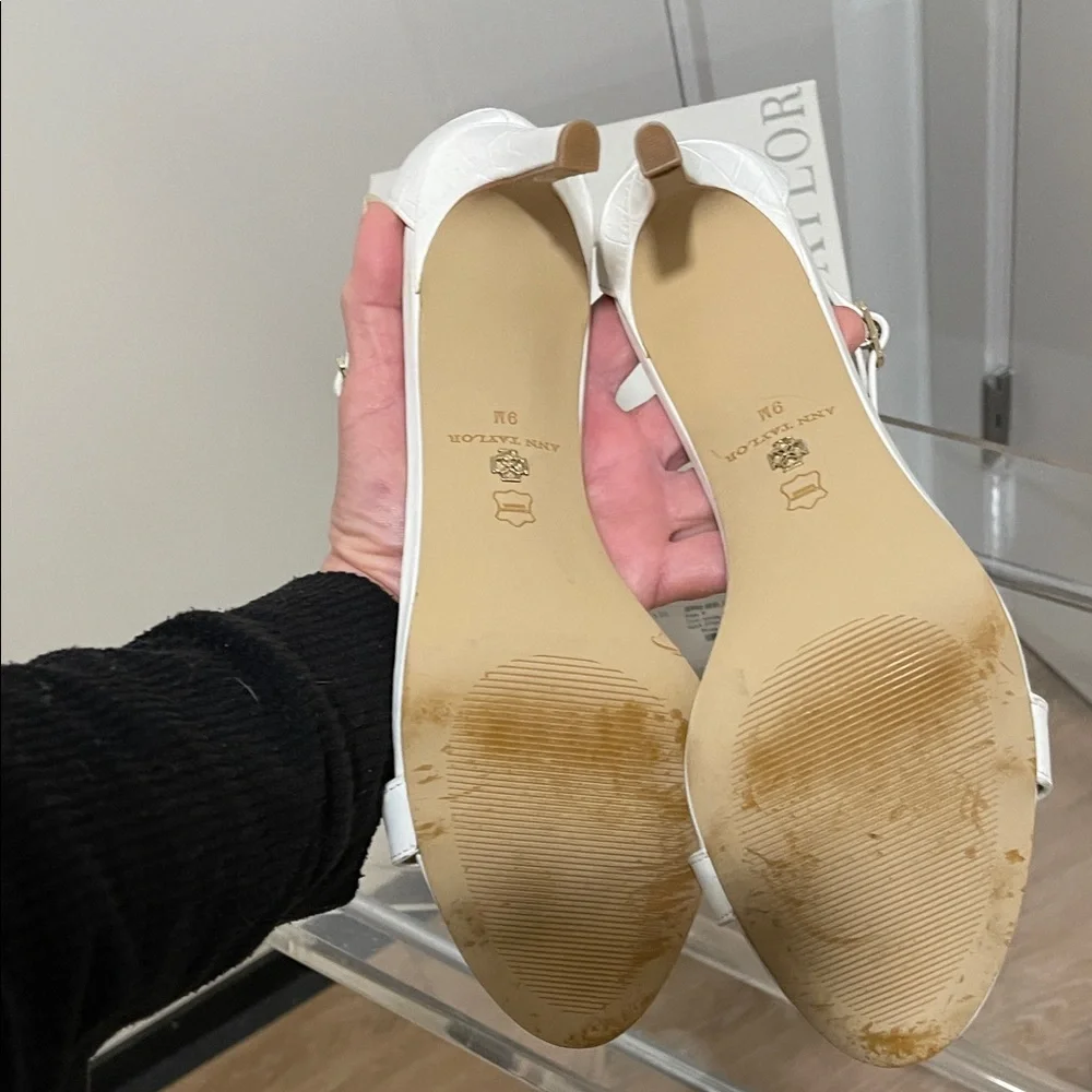 Ann Taylor Jenna White and Gold Heeled Sandals